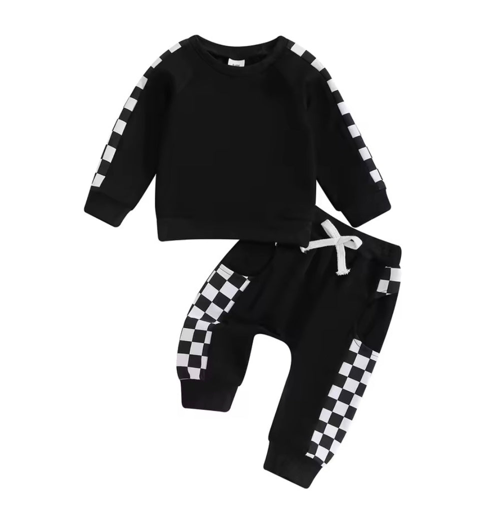 Black checkered track set