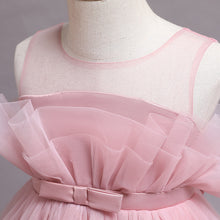 Charger l&#39;image dans la galerie, Barbie Luxe dress
