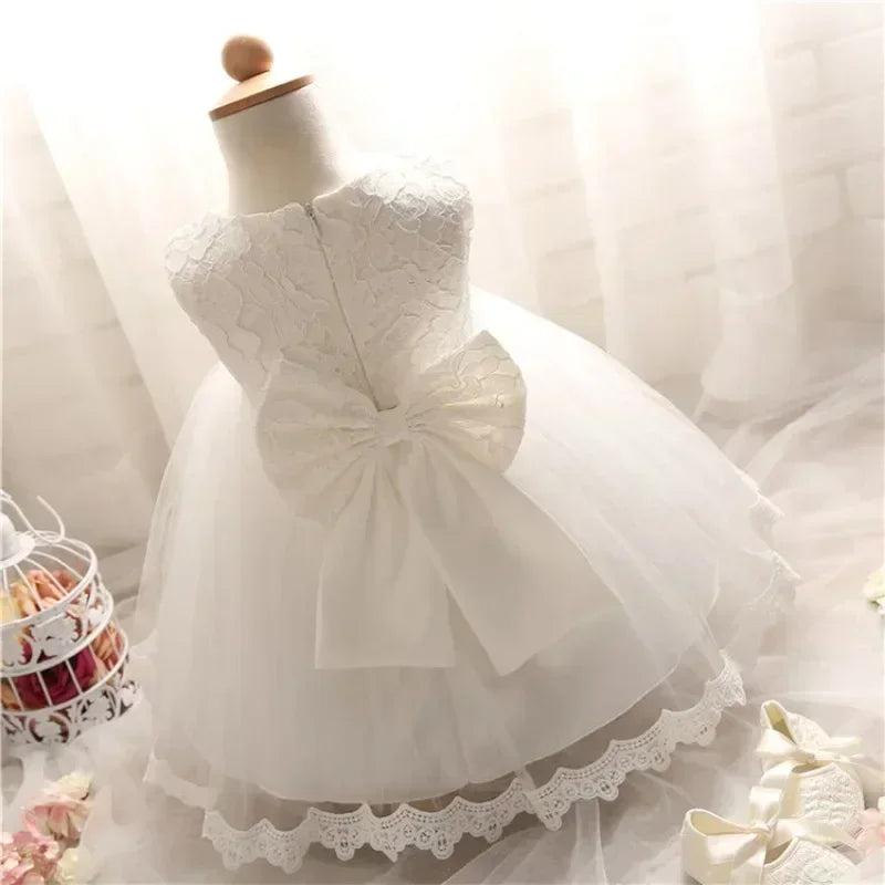 Sleeveless Lace Elegance