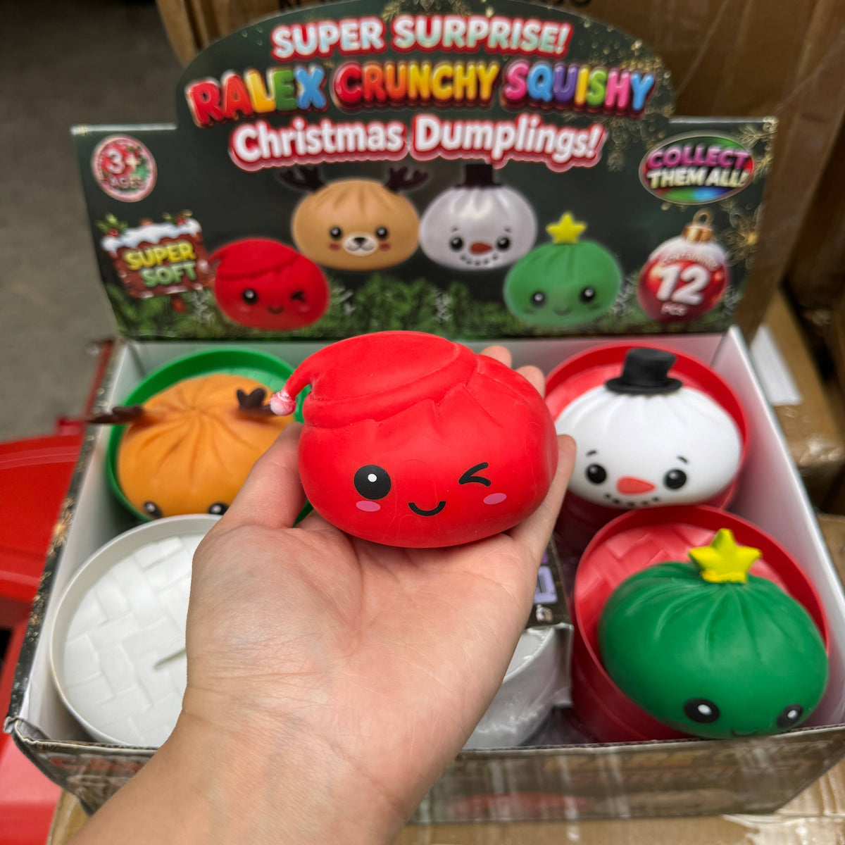 Crackling Crunchy Christmas Dumpling Squishy