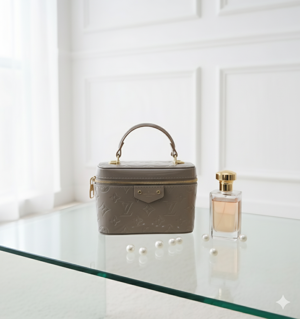 Mini Lv vanity side bag