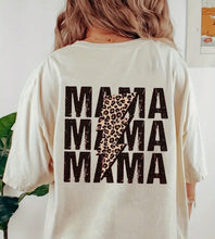 Cargar imagen en el visor de la galería, Mama leopard lightning tshirt
