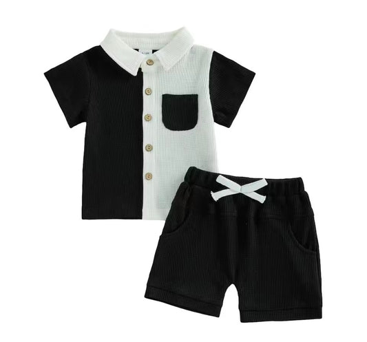 Black and white waffle set