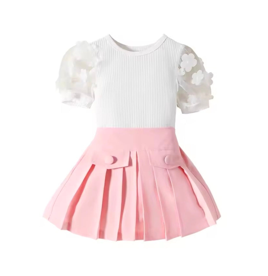 Flower sleeved set with pleated skirt