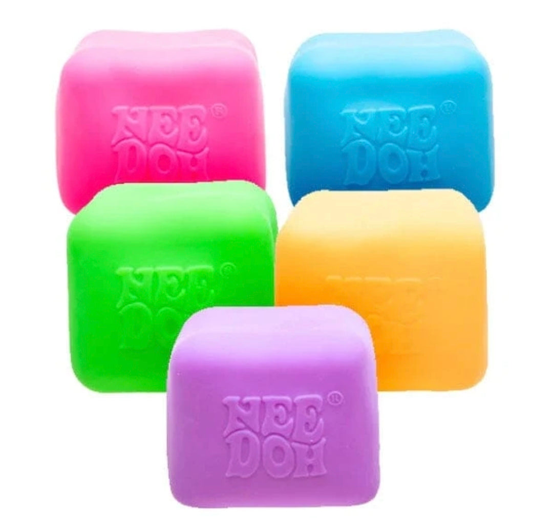 Nee Doh® Glow in the dark (Random colour)