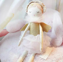 Charger l&#39;image dans la galerie, Izabela Doll
