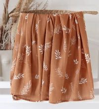 Cargar imagen en el visor de la galería, Bamboo Swaddles
